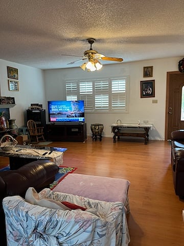Furnished Finder property 700177_1 photo 5