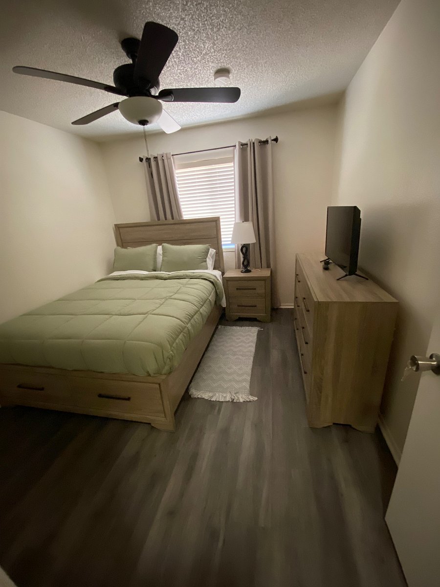Furnished Finder property 700191_1 photo 5