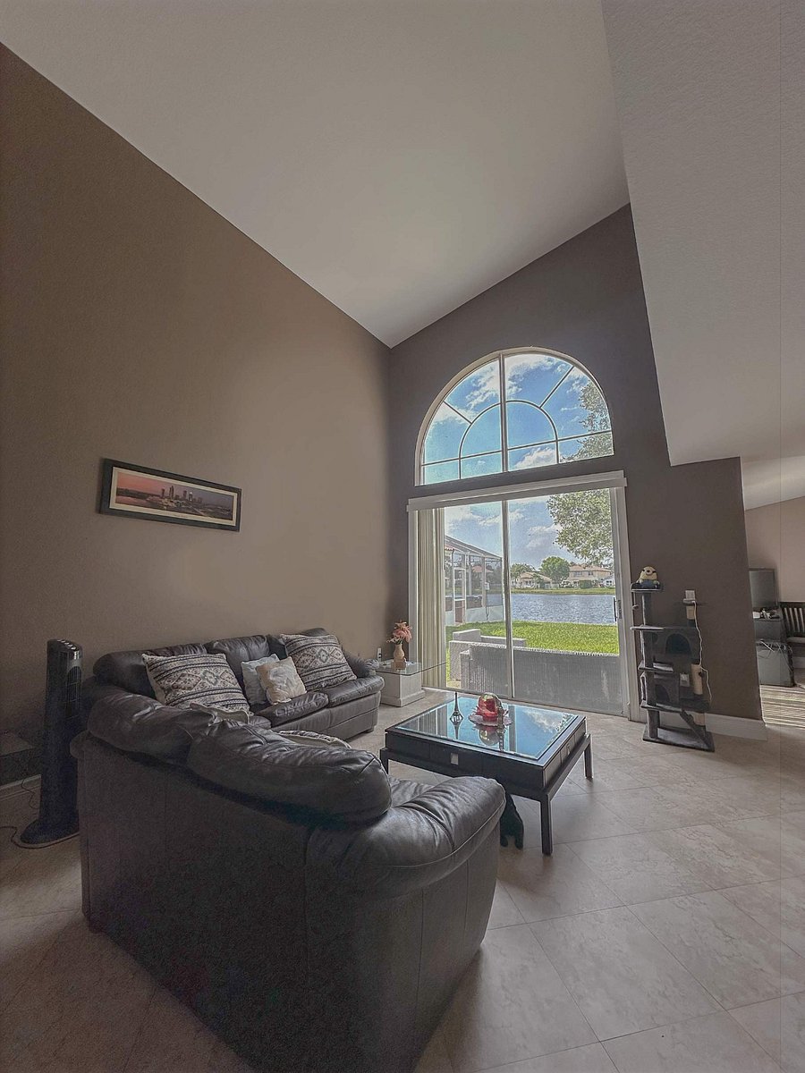 Furnished Finder property 700195_1 photo 8