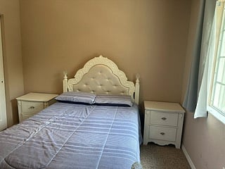 Furnished Finder property 700195_1 photo 3