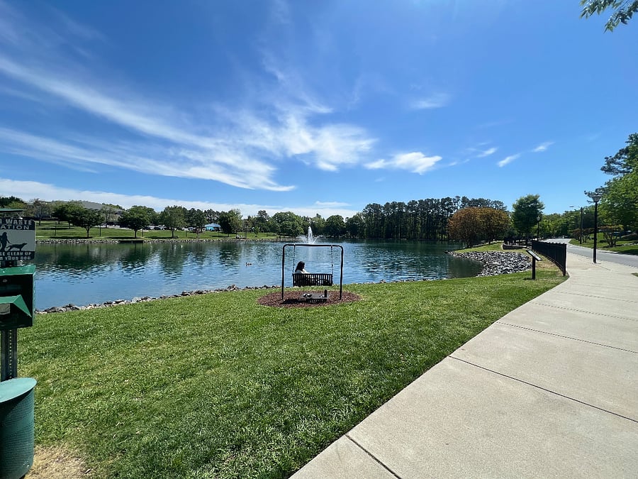 Walkable access to Pineville Lake Park