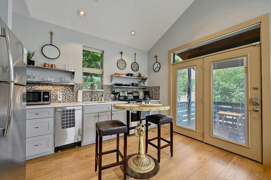 Furnished Finder property 700251_1 photo 12