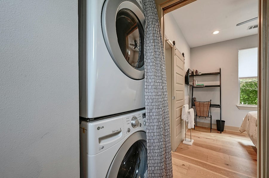 Furnished Finder property 700251_1 photo 19