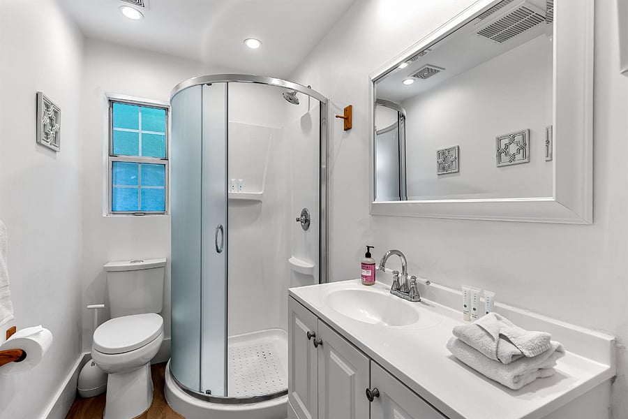 Furnished Finder property 700284_1 photo 12