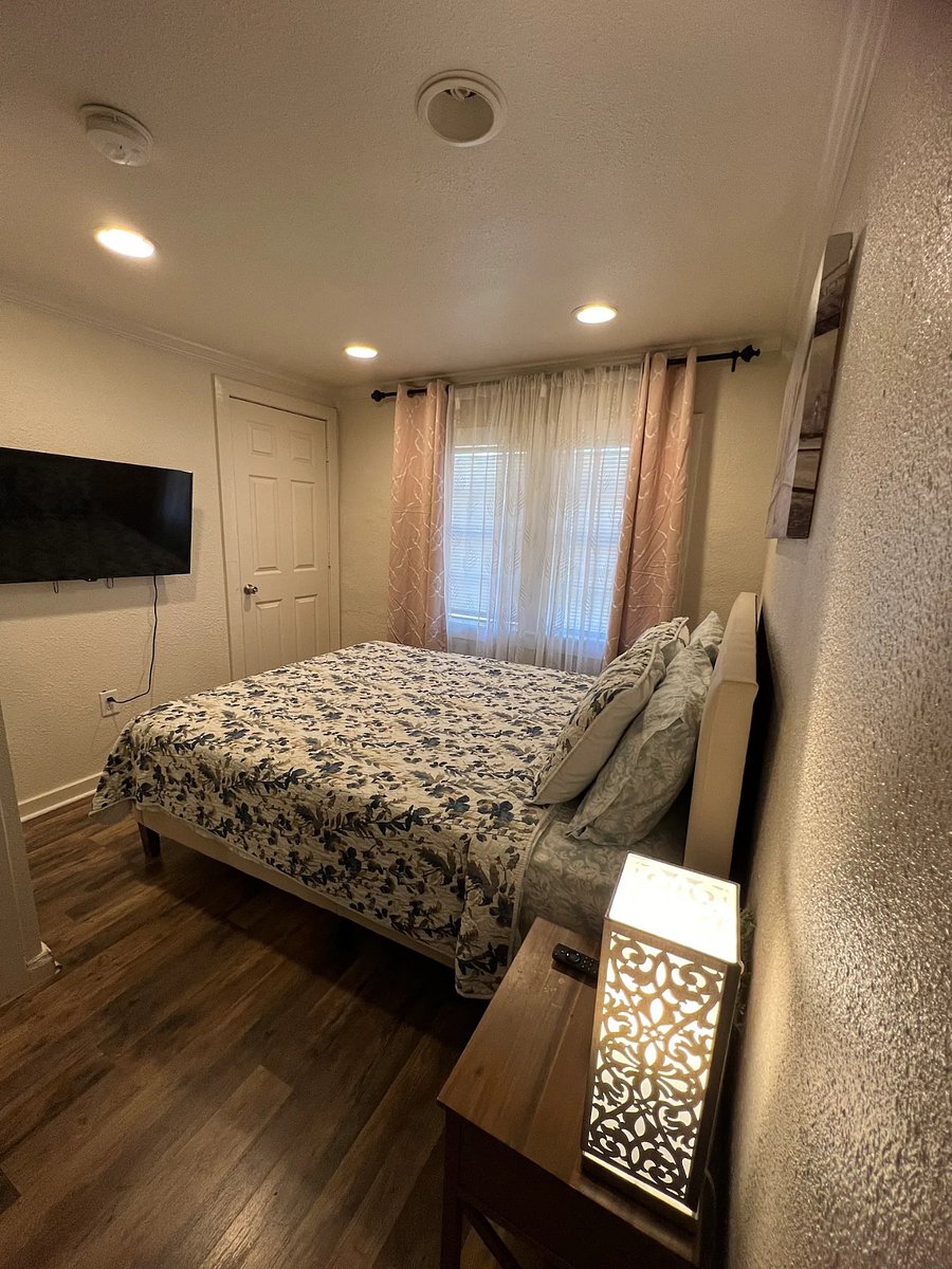 Furnished Finder property 700286_1 photo 10