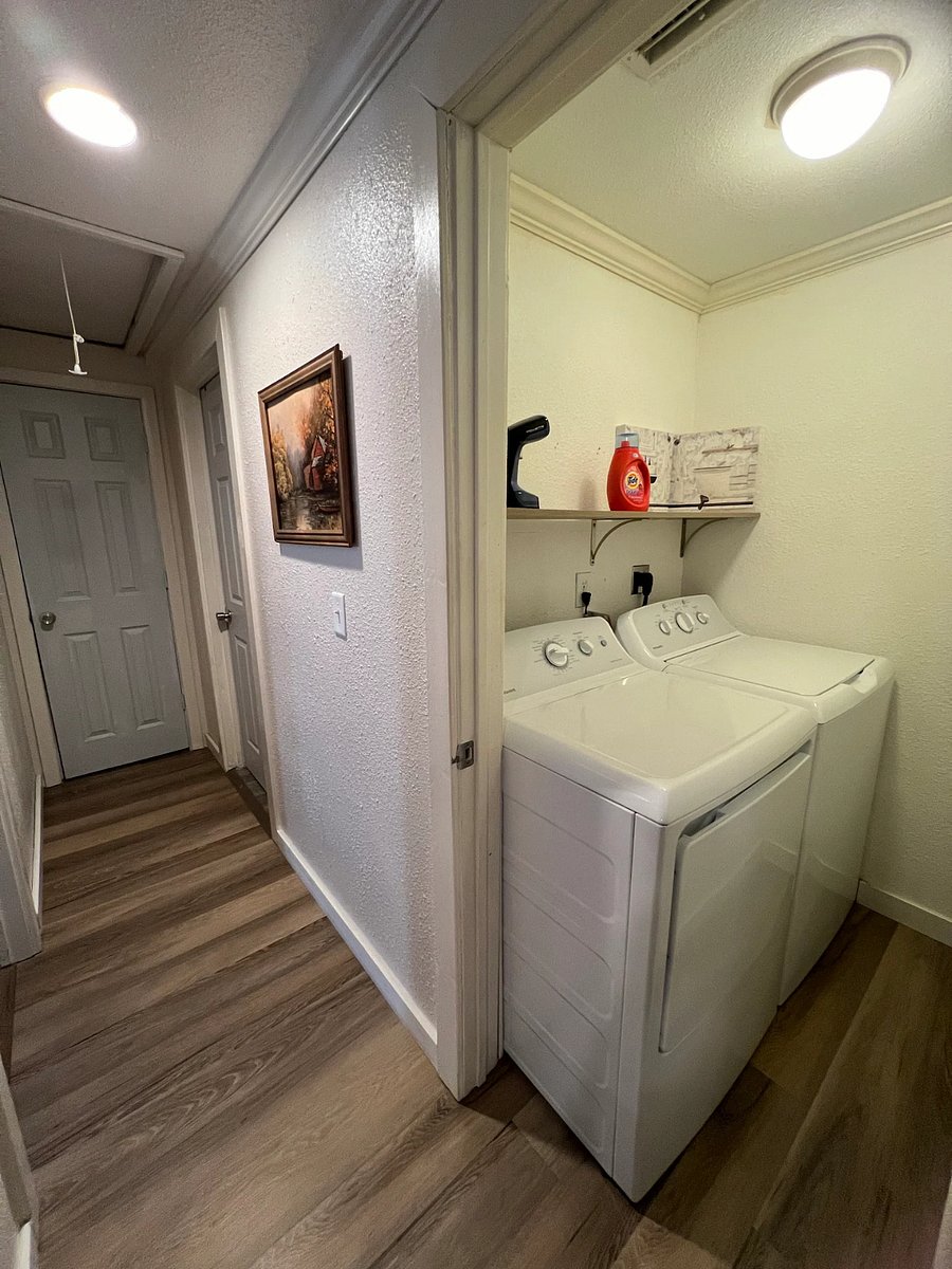 Furnished Finder property 700286_1 photo 14