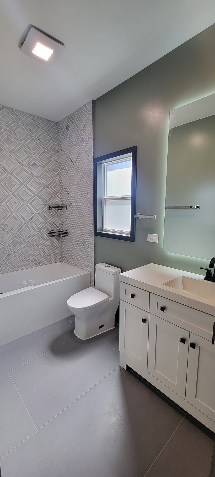 Furnished Finder property 700315_1 photo 8