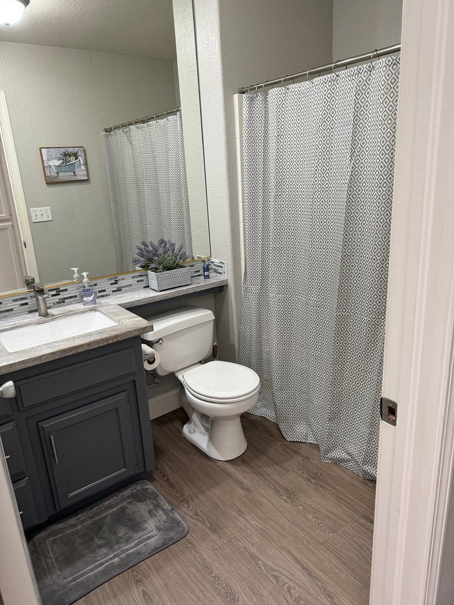 Furnished Finder property 700318_1 photo 4