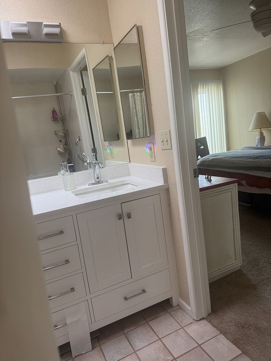 Furnished Finder property 700339_1 photo 14