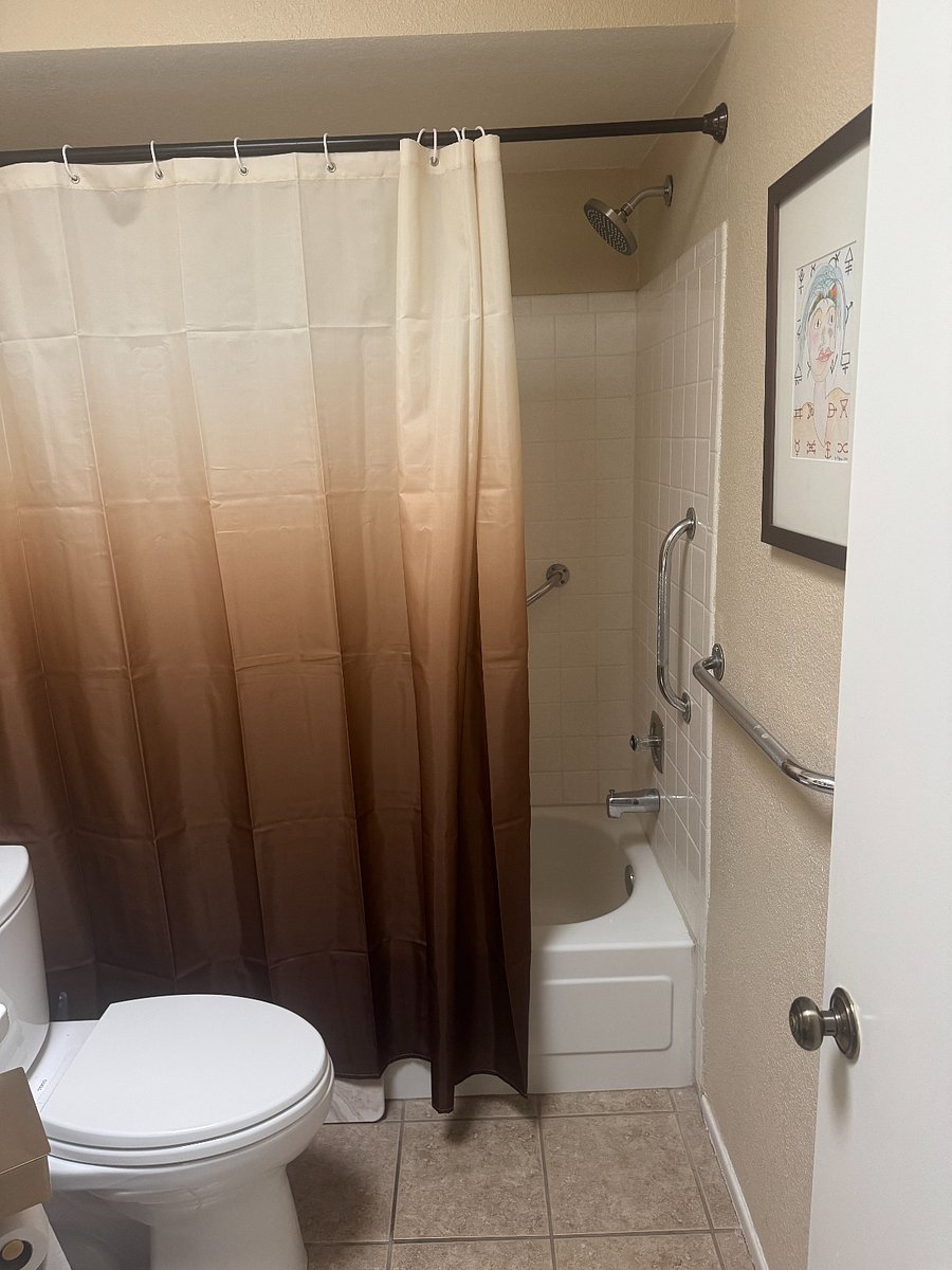 Furnished Finder property 700339_1 photo 22