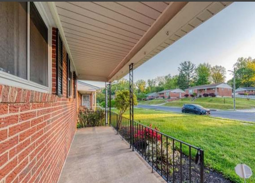 Furnished Finder property 700354_1 photo 11