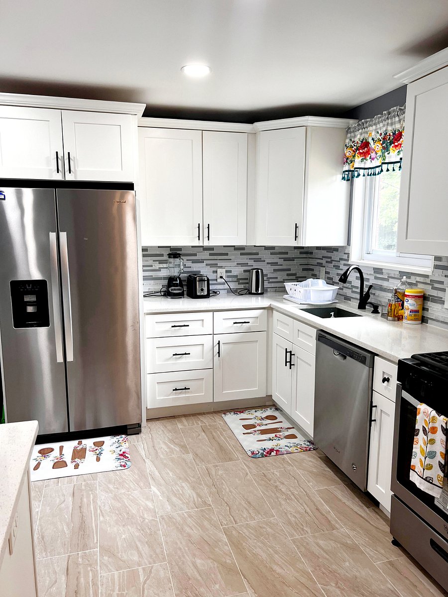 Furnished Finder property 700354_1 photo 22