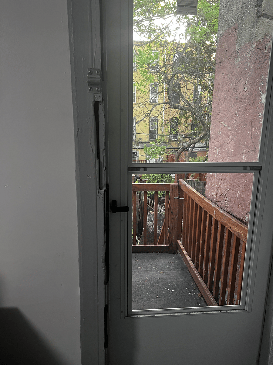 Furnished Finder property 700359_1 photo 9