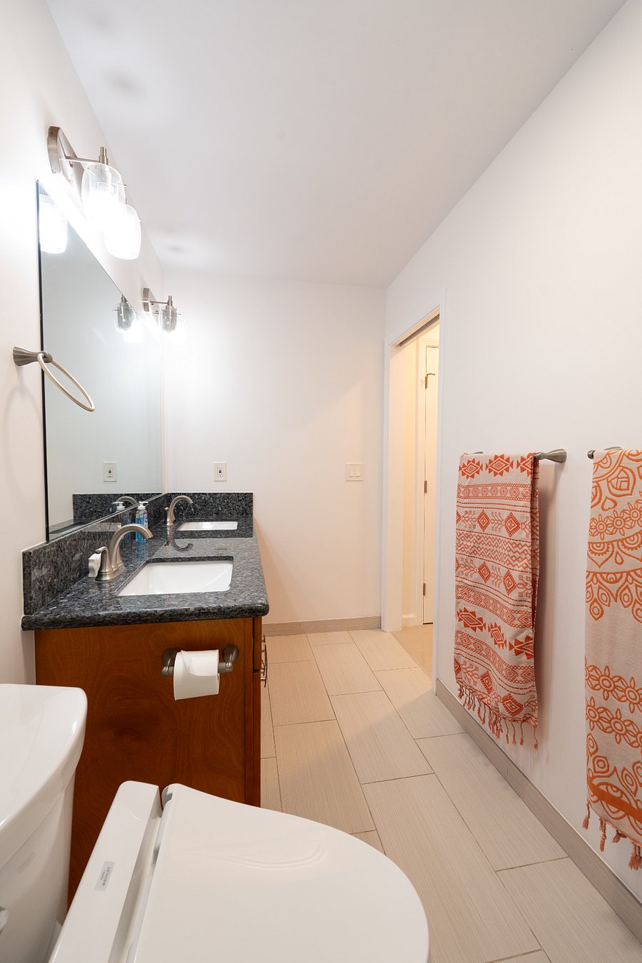 Furnished Finder property 700360_1 photo 11