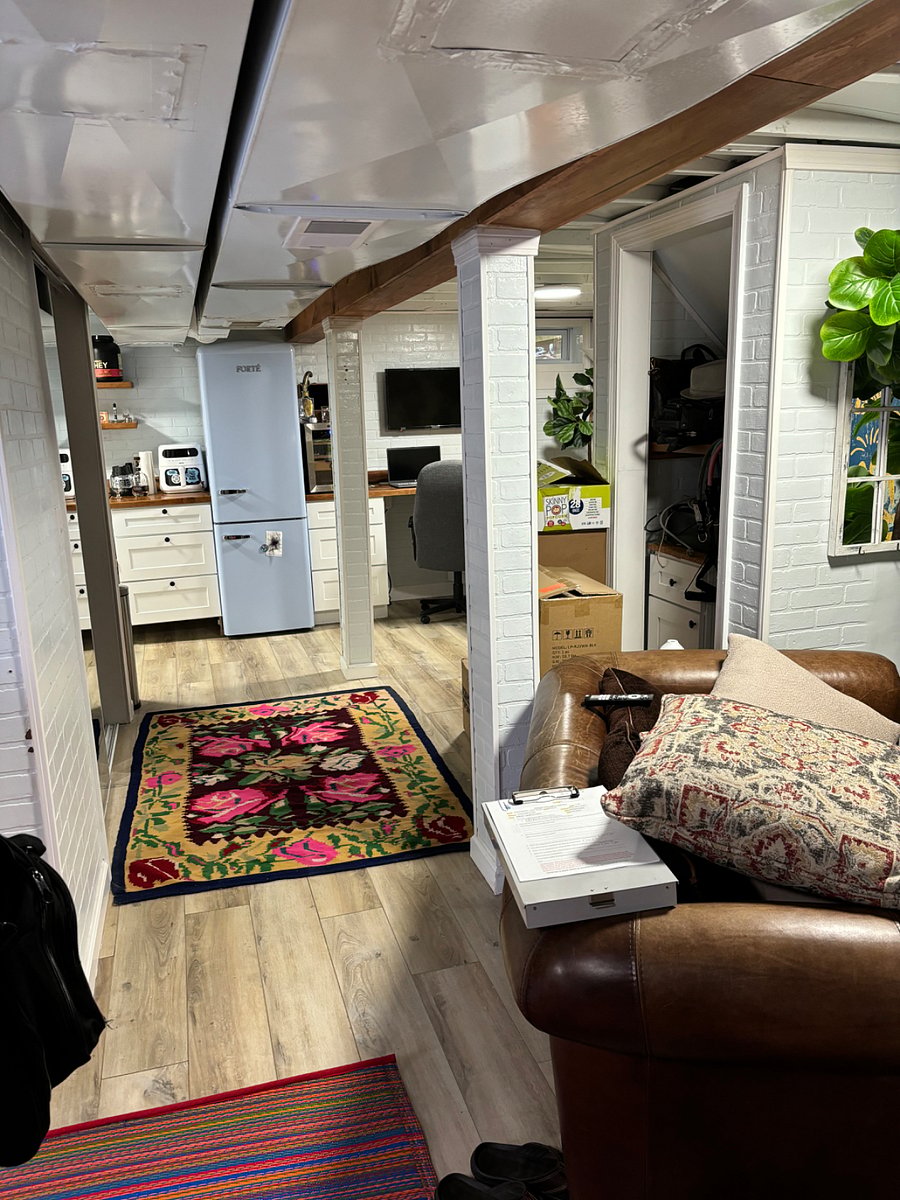 Furnished Finder property 700368_1 photo 16