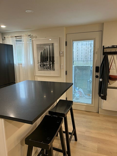 Furnished Finder property 700369_1 photo 3