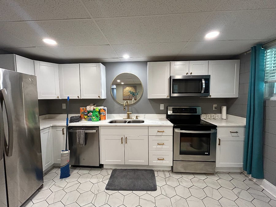 Furnished Finder property 700381_1 photo 3