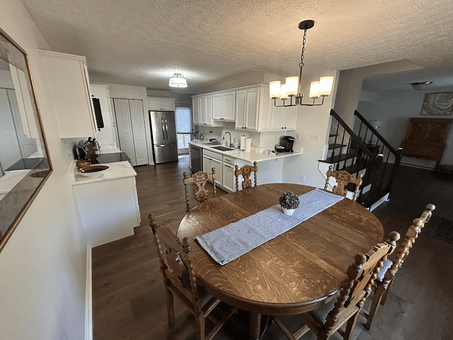 Furnished Finder property 700382_1 photo 3