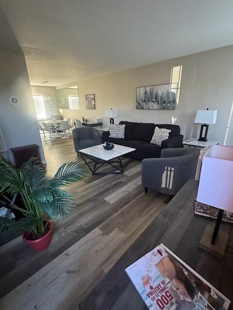Furnished Finder property 700384_1 photo 30