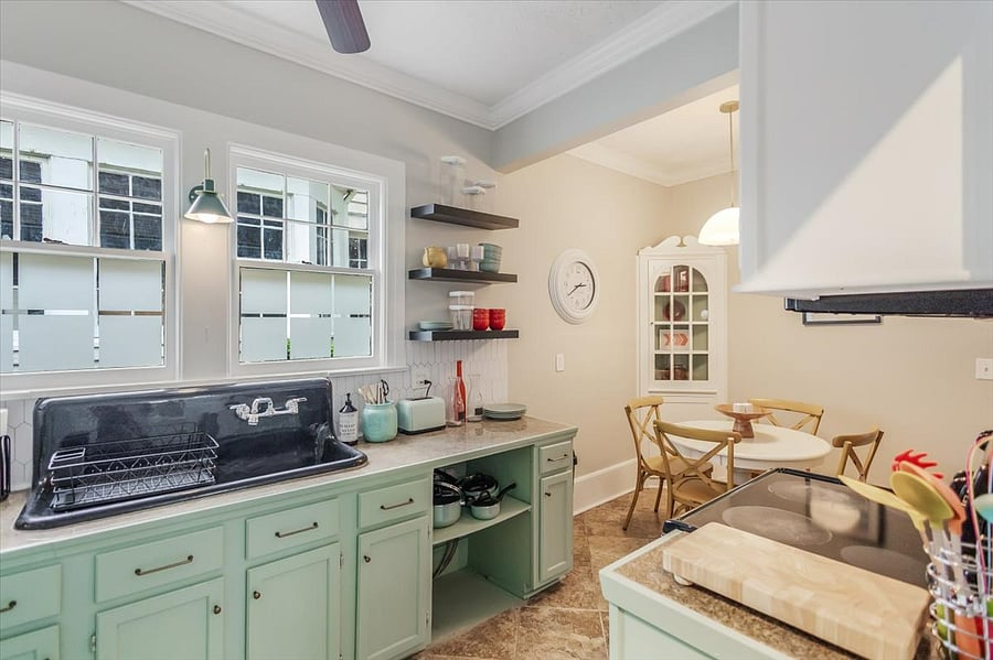 Furnished Finder property 700387_1 photo 17