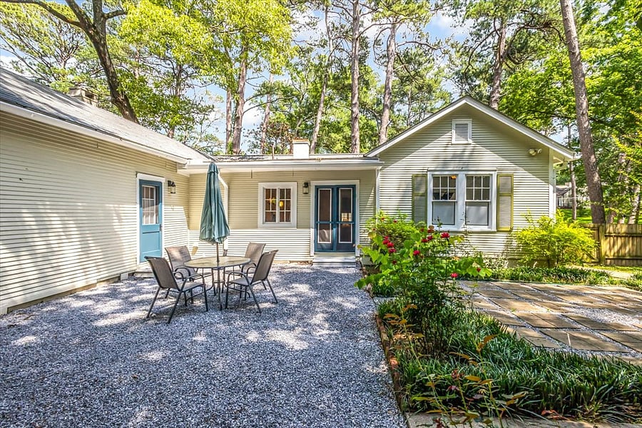 Furnished Finder property 700387_1 photo 26
