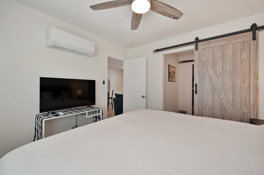 Furnished Finder property 700394_1 photo 6