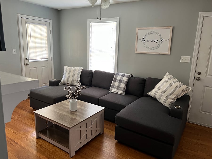 Furnished Finder property 700447_1 photo 2