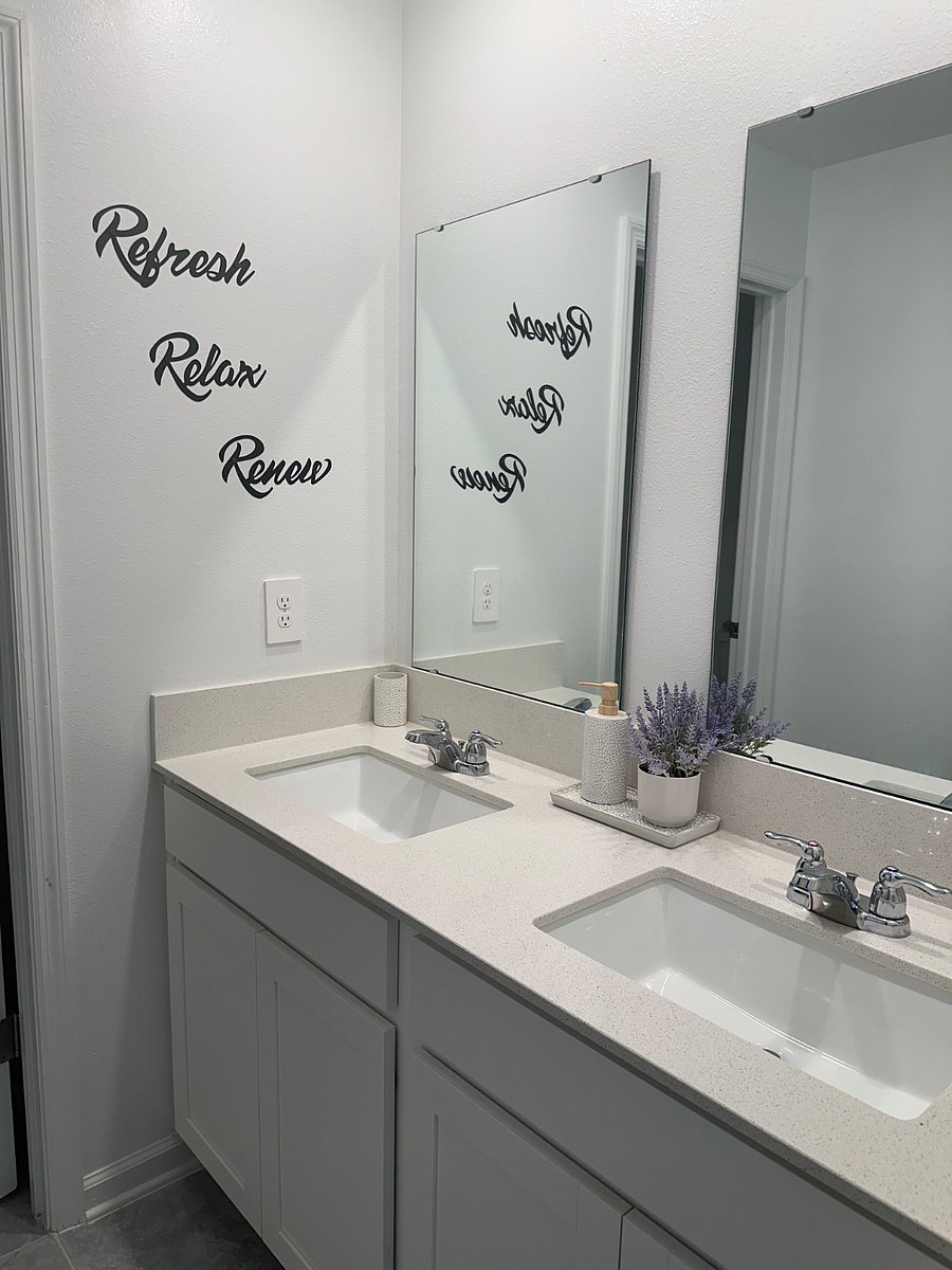 Furnished Finder property 700451_2 photo 5