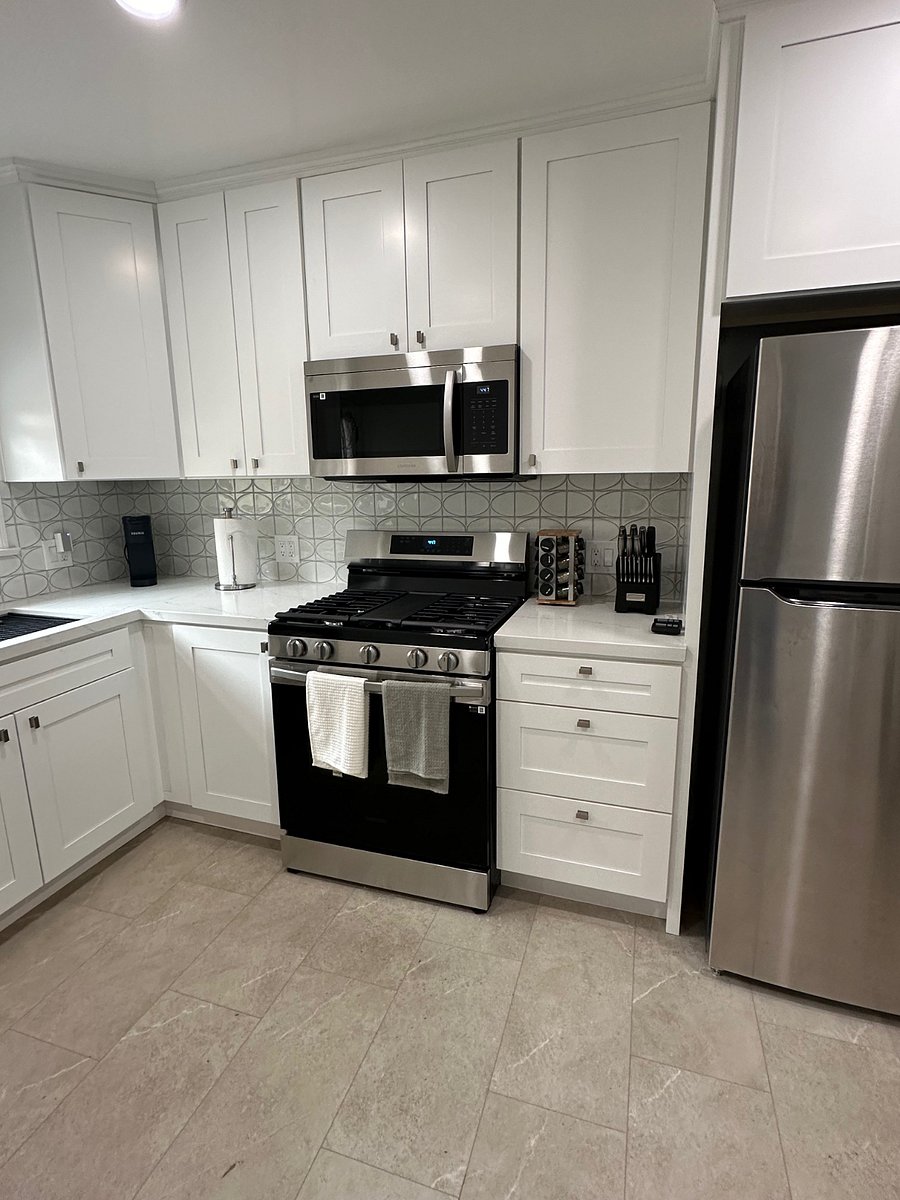 Furnished Finder property 700454_1 photo 10