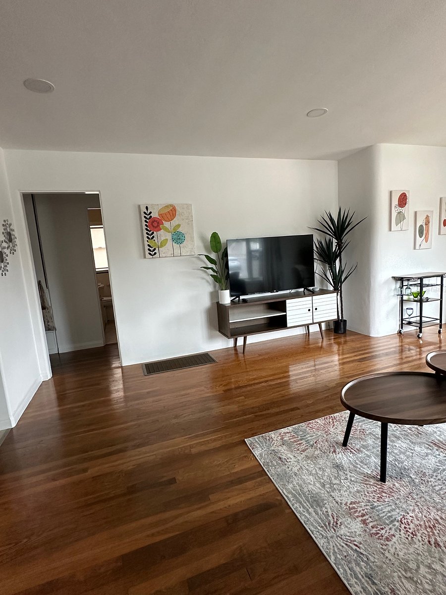 Furnished Finder property 700454_1 photo 21