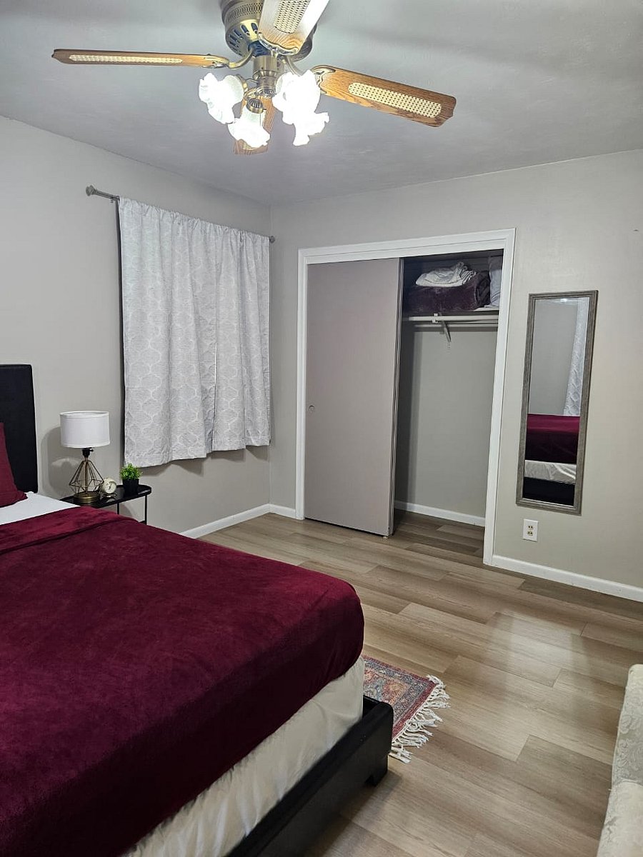 Furnished Finder property 700458_1 photo 18