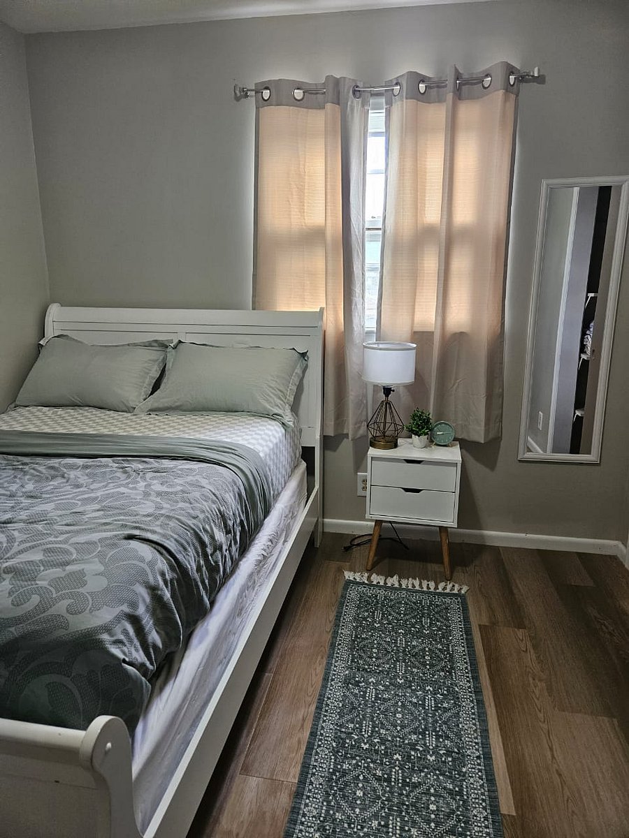 Furnished Finder property 700458_1 photo 24
