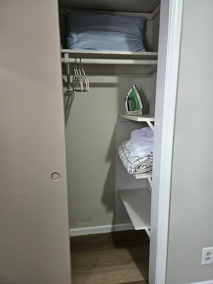 Furnished Finder property 700458_1 photo 25