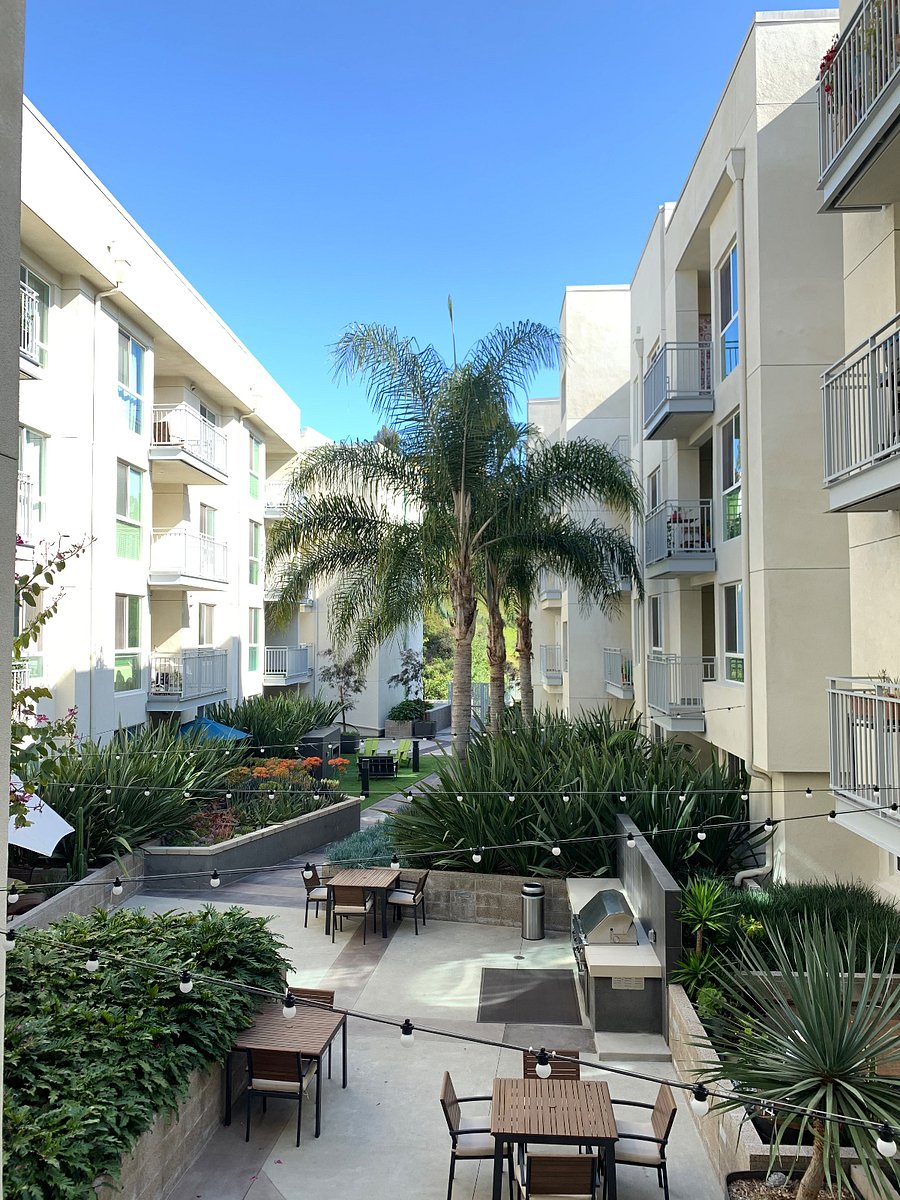 Furnished Finder property 700472_1 photo 18