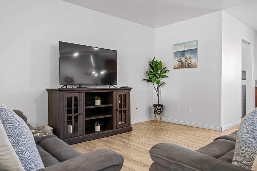 Furnished Finder property 700492_1 photo 5