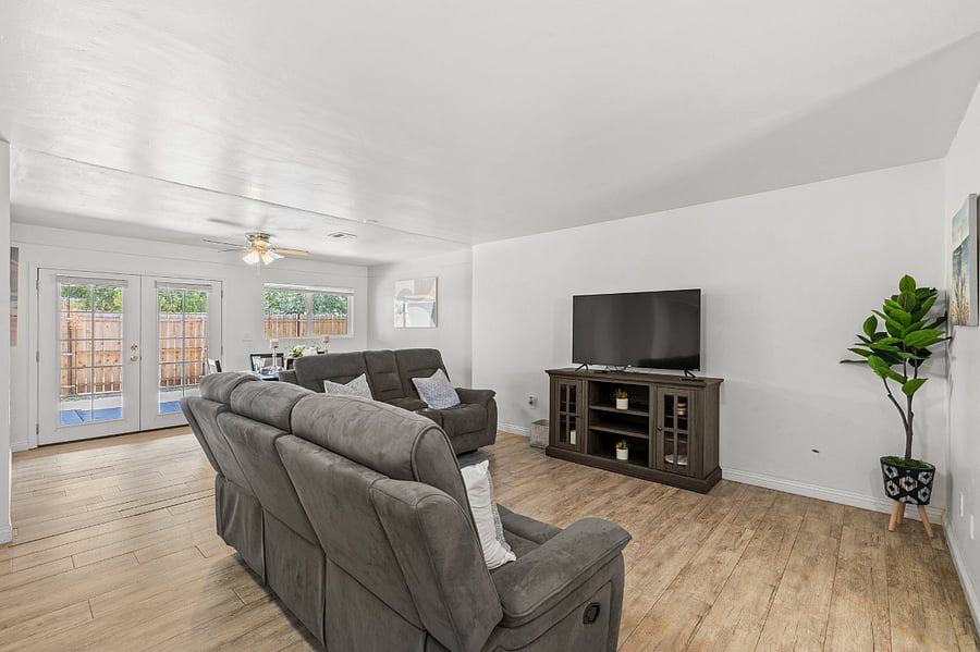 Furnished Finder property 700492_1 photo 7