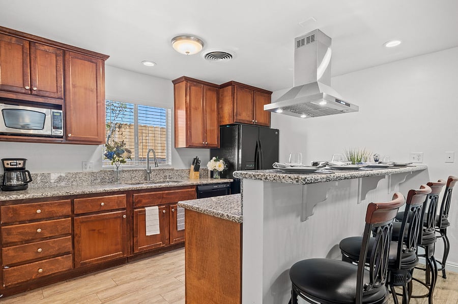 Furnished Finder property 700492_1 photo 11