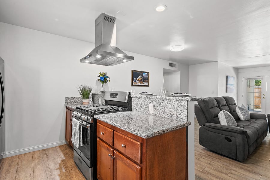 Furnished Finder property 700492_1 photo 14