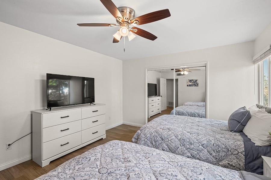 Furnished Finder property 700492_1 photo 24