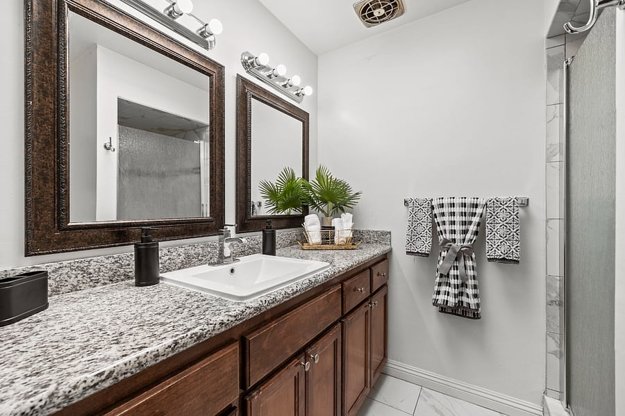 Furnished Finder property 700492_1 photo 33