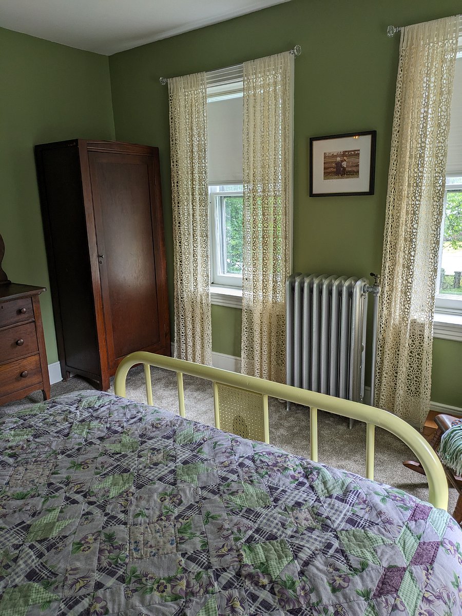 Furnished Finder property 700575_1 photo 8