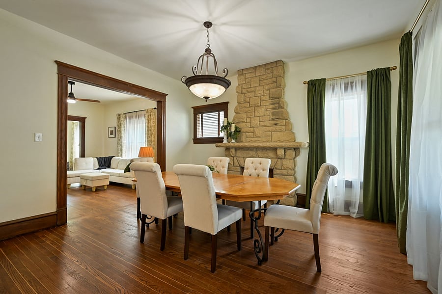 Dining room, seating for 6