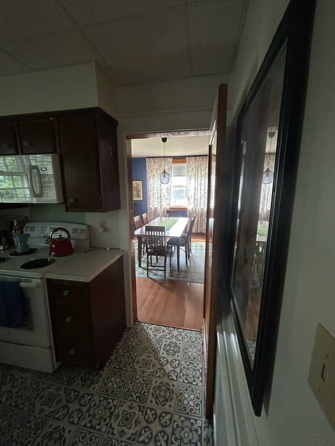 Furnished Finder property 700638_1 photo 8
