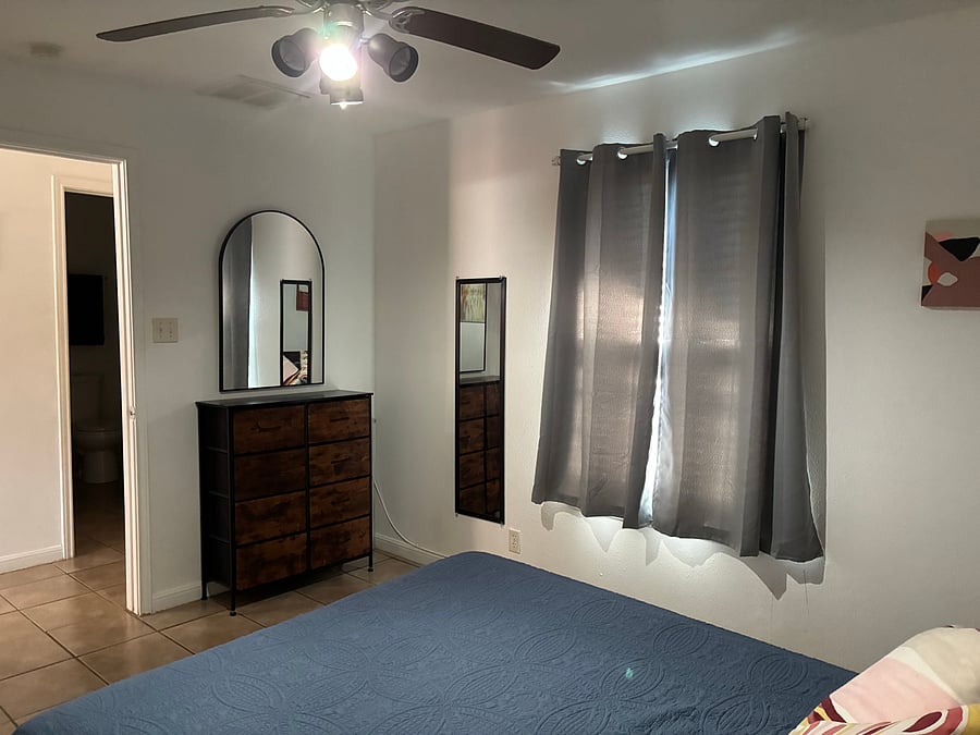 Furnished Finder property 700641_1 photo 11