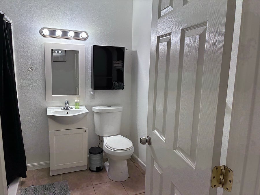 Furnished Finder property 700641_1 photo 7