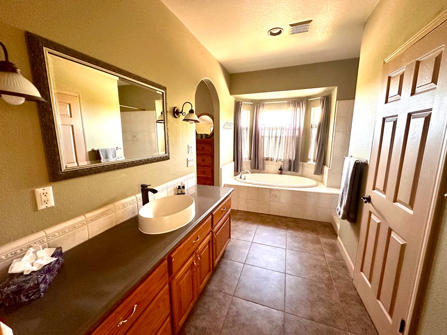 Furnished Finder property 700696_1 photo 7