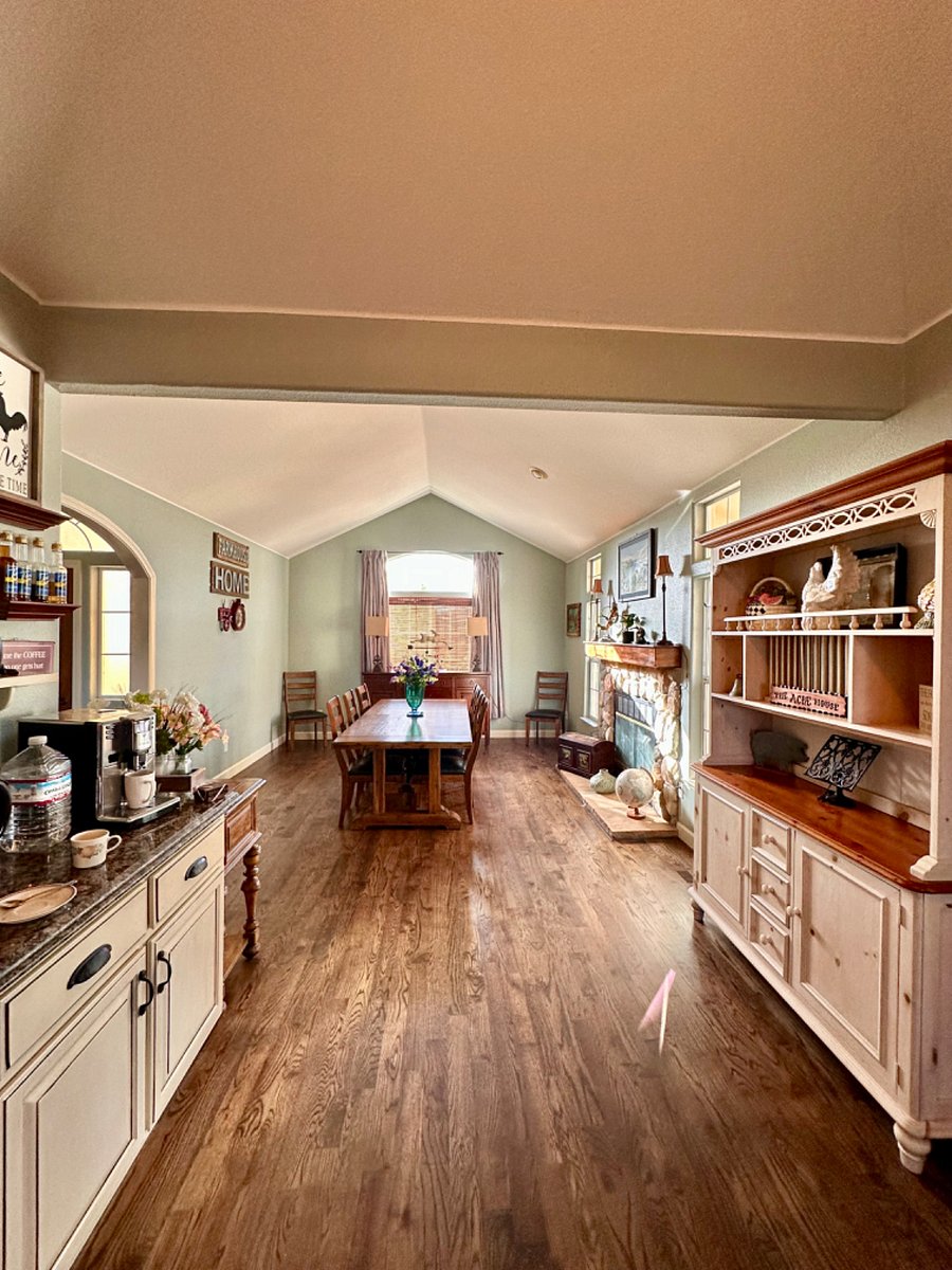 Furnished Finder property 700696_1 photo 11