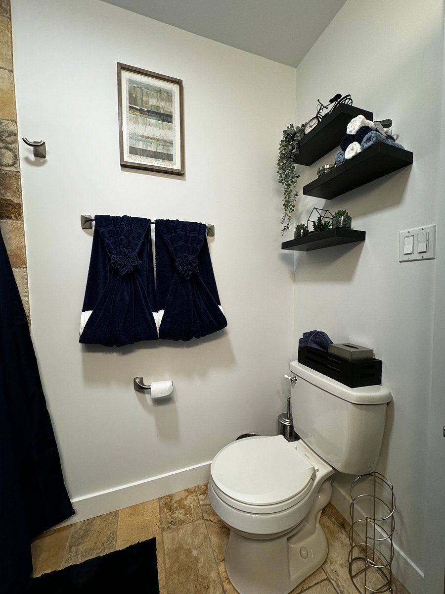 Furnished Finder property 700774_1 photo 17