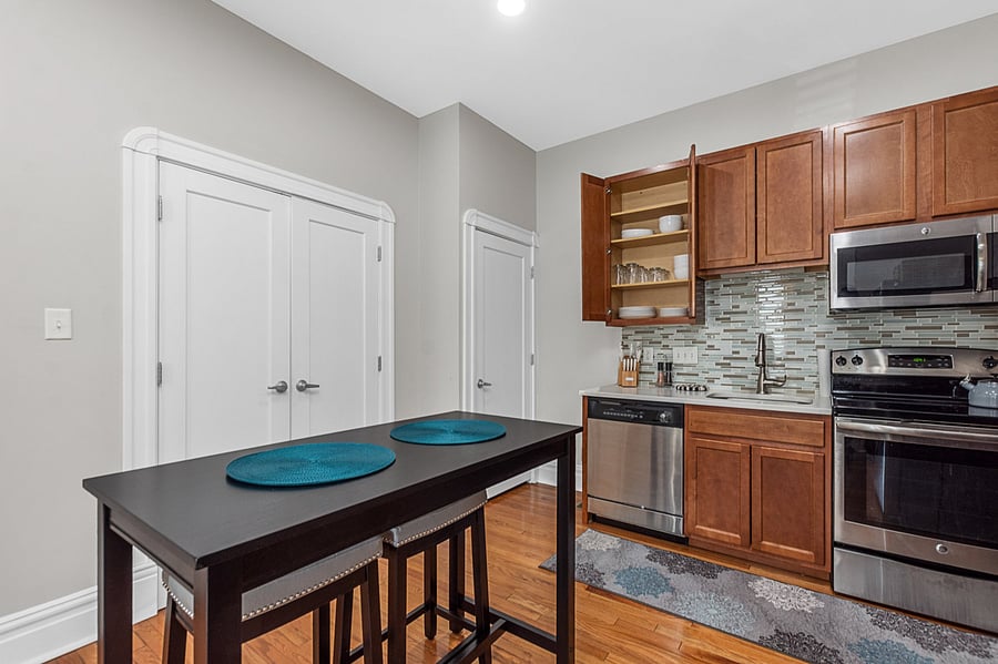 Furnished Finder property 700787_1 photo 6