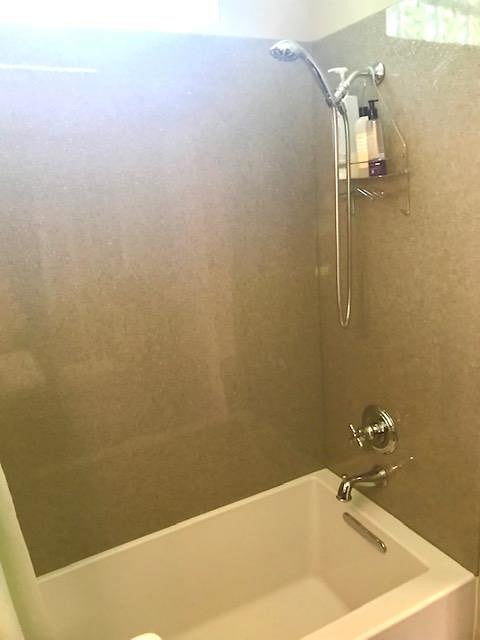 Furnished Finder property 700842_1 photo 9